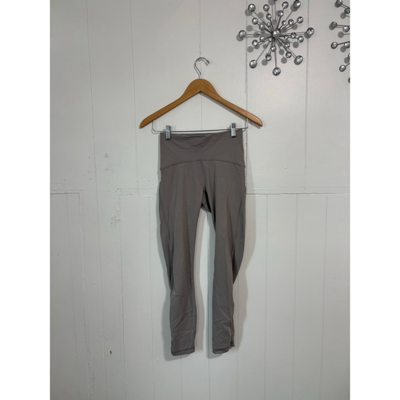 Lululemon Train Times 7/8 Pant *25"
Dark Chrome Sz 4 - Picture 3 of 5